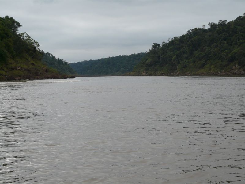 lower-iguacu-river-03.JPG